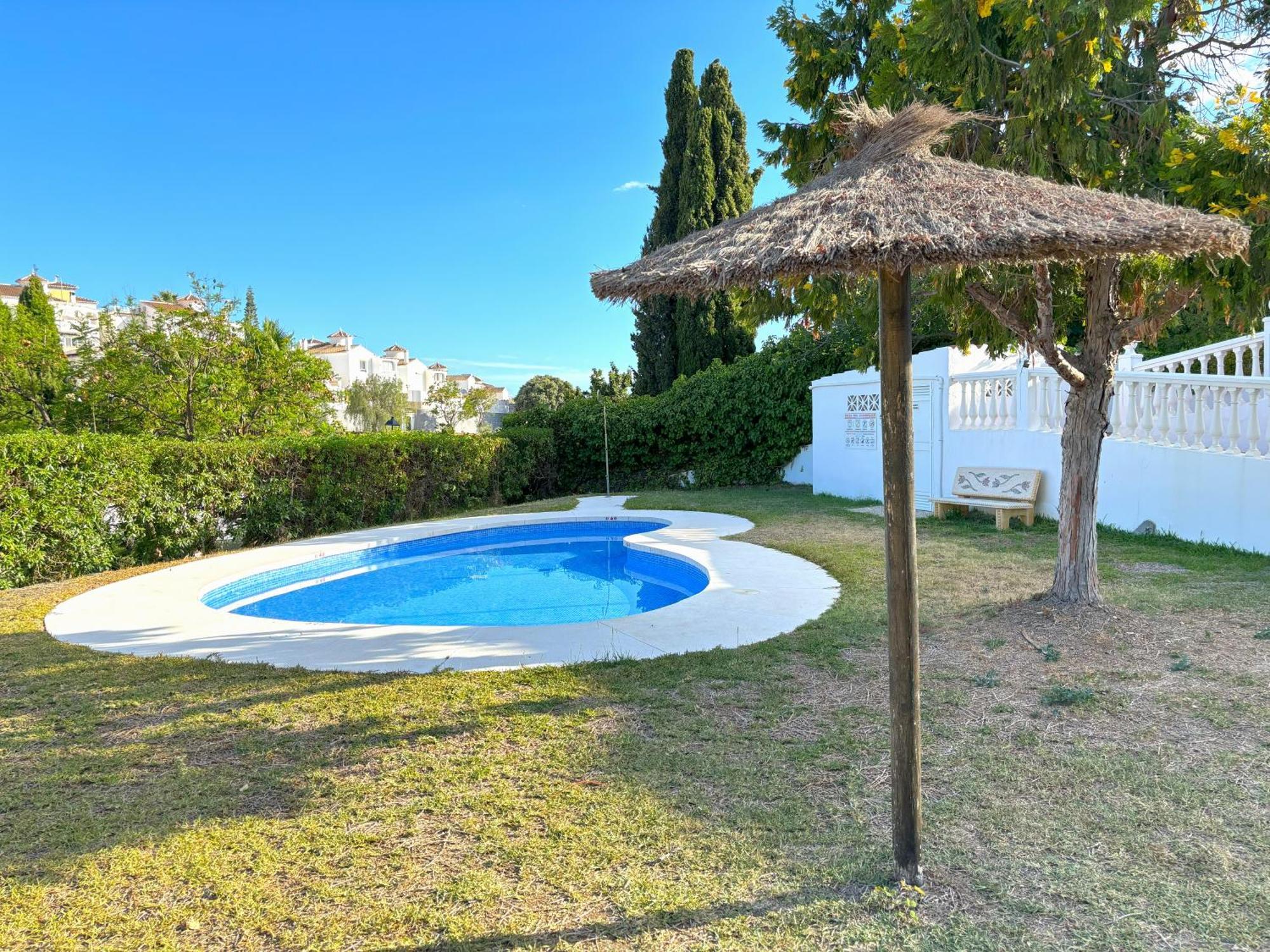 Evans Realty Bb Adosado & Piscina & Tenis & Jardines 托罗克斯科斯塔 外观 照片